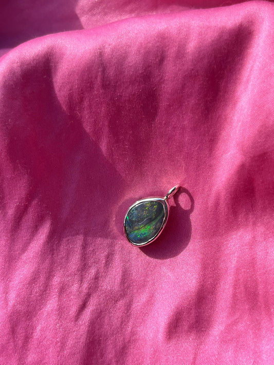 Black Opal Magic - Oval