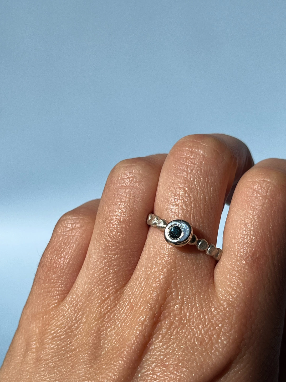 Big Pebble Ring - Blue Spinel