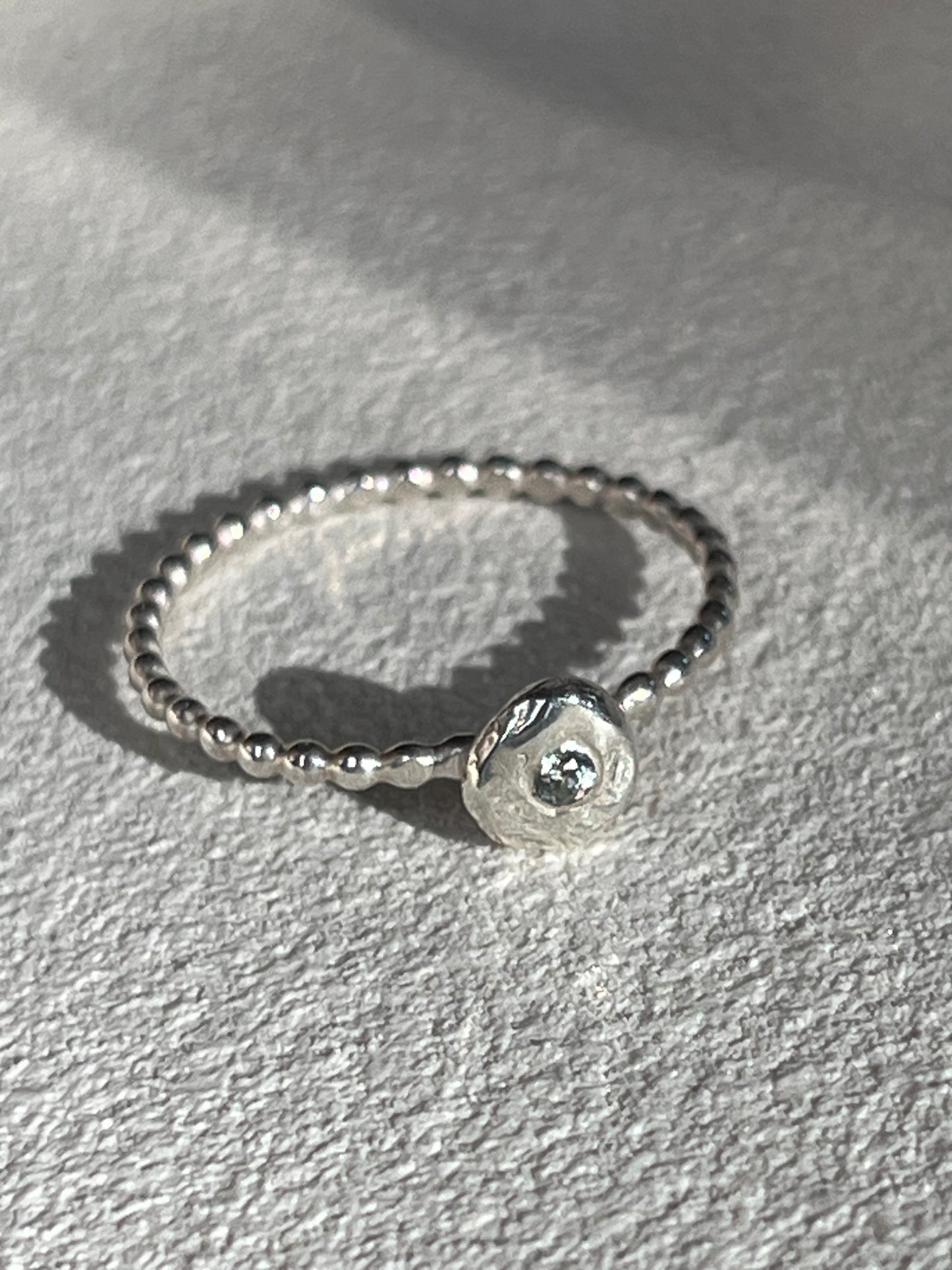 Pebble Sapphire Ring - Light Green