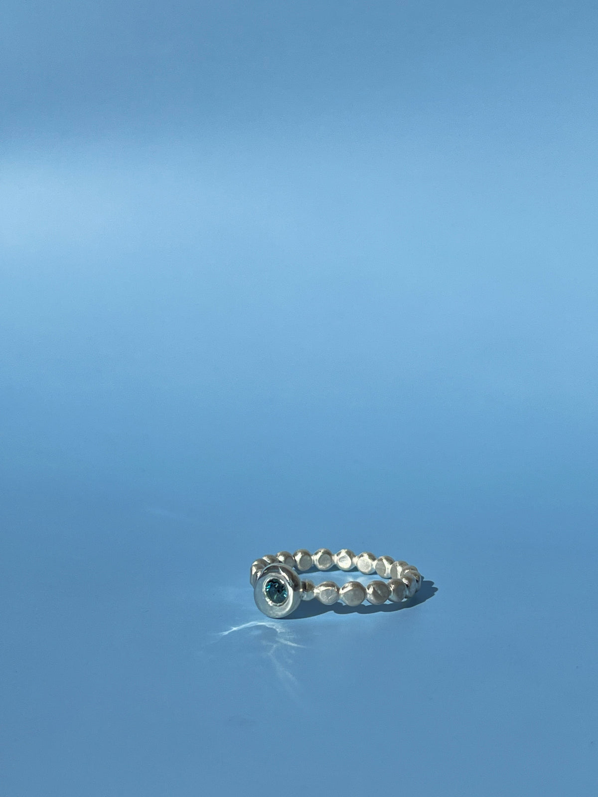 Big Pebble Ring - Blue Spinel