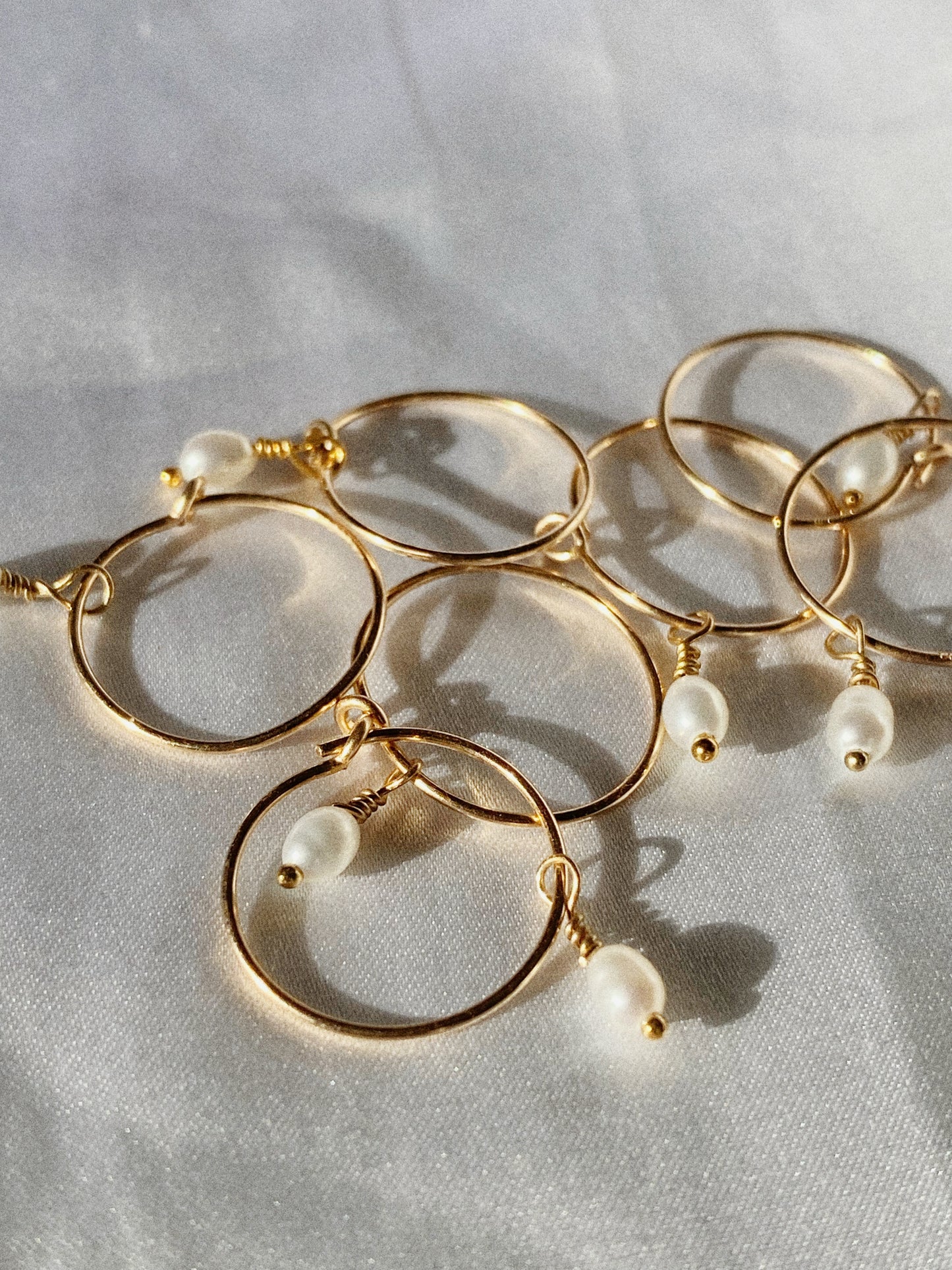Lea Pearl Hoops Gold